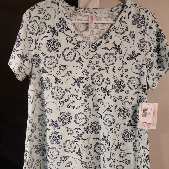 Christy Ts - Picture 2 of 2